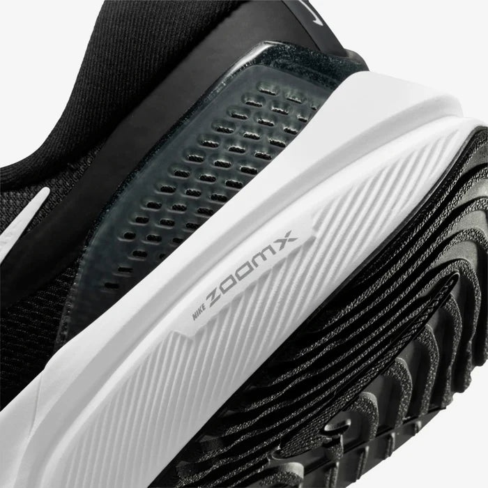 LEVE 2 PAGUE 1 Tênis Nike Air Zoom Vomero 16 - Unissex